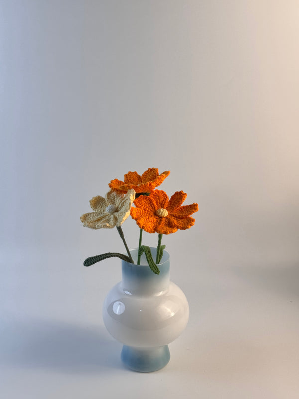 Crochet Flower Kit - Gesang Blossom (Cosmos Flower)